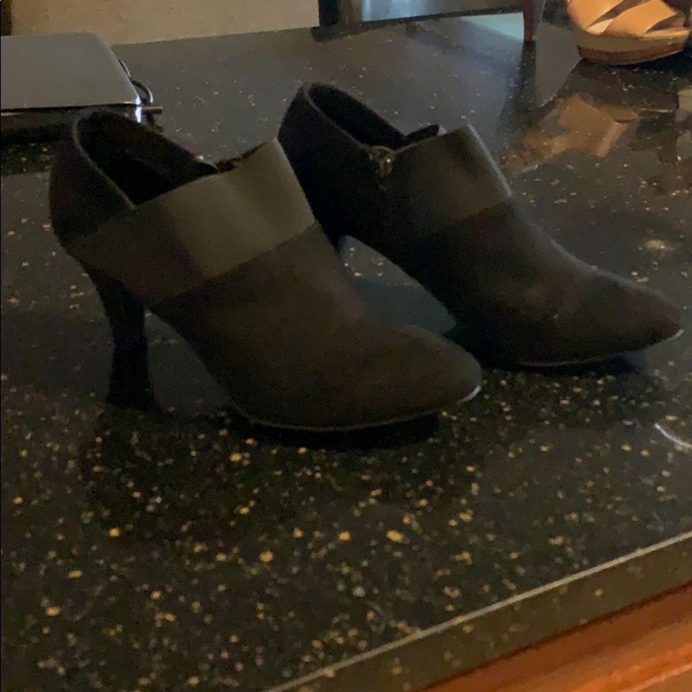 Black heels
